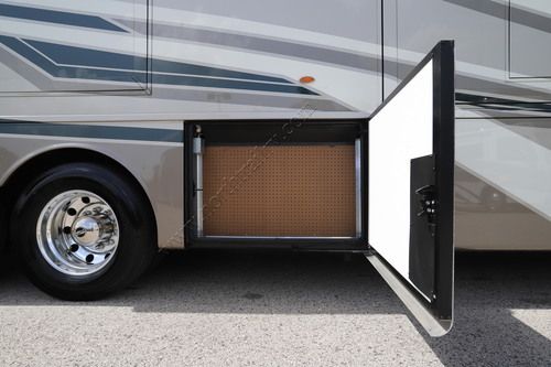 2022 Newmar Ventana 4037