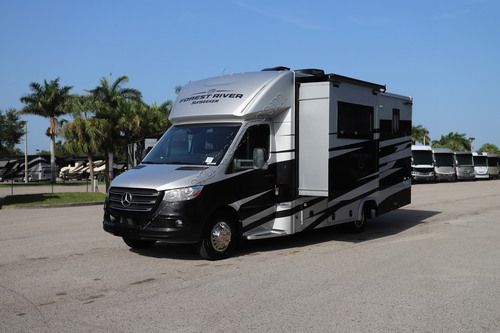 2025 Forest River Sunseeker 2400MBS