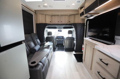 2025 Forest River Sunseeker 2400MBS