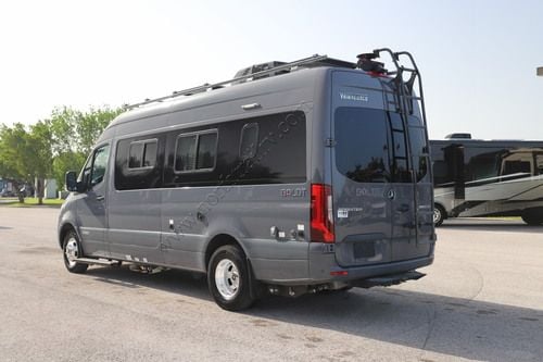 2020 Winnebago Era 70KL