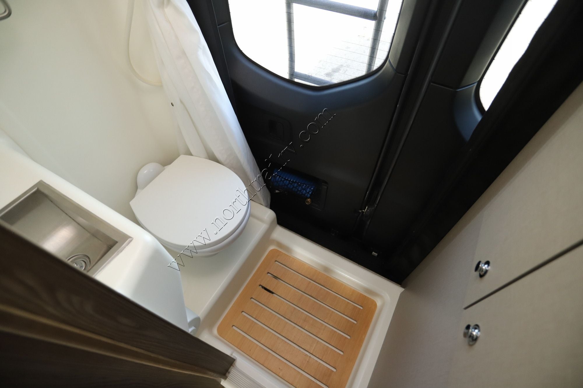 Used 2020 Winnebago Era 70KL Class B  For Sale