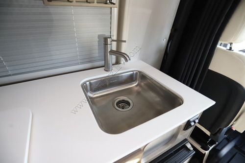 2020 Winnebago Era 70KL