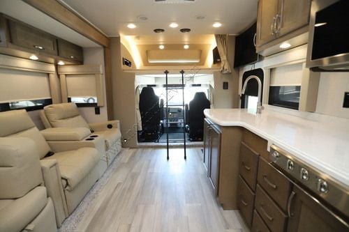 2023 Renegade Rv Valencia 38RB