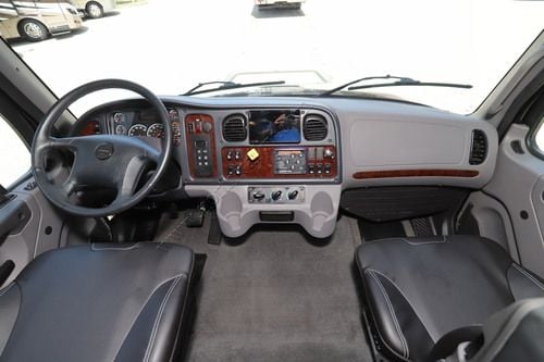 2023 Renegade Rv Valencia 38RB