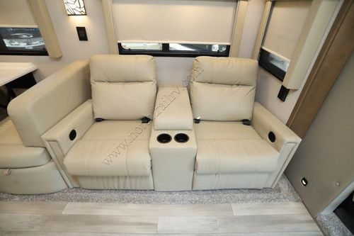 2023 Renegade Rv Valencia 38RB