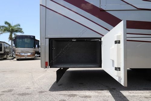2023 Renegade Rv Valencia 38RB