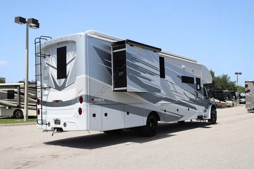 2027 Jayco Seneca Prestige 37K Super C