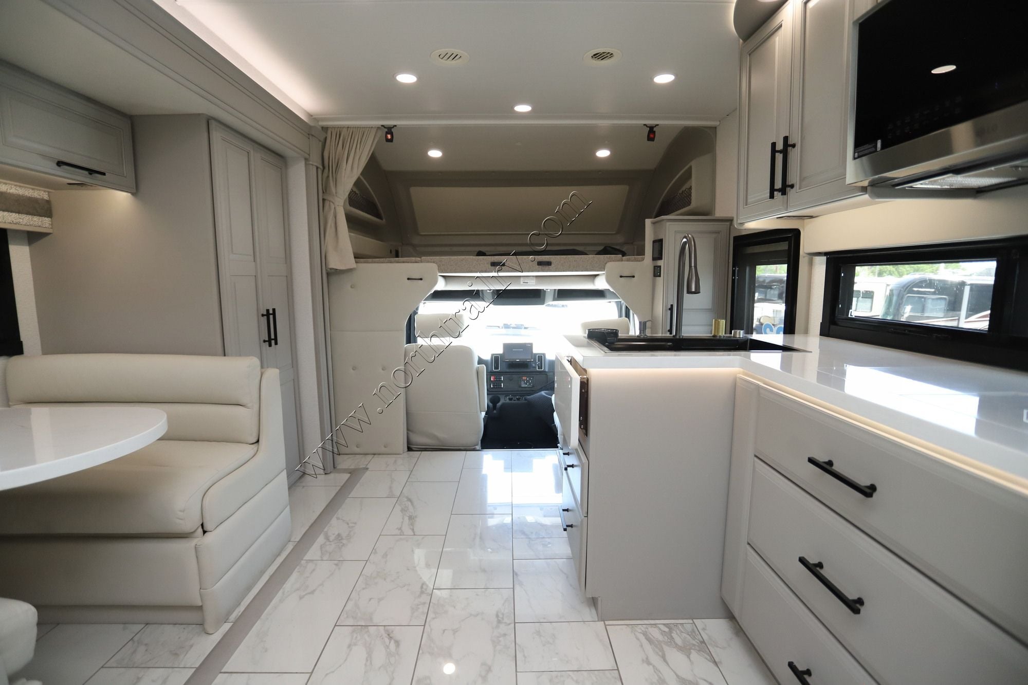 New 2027 Jayco Seneca Prestige 37K Super C  For Sale