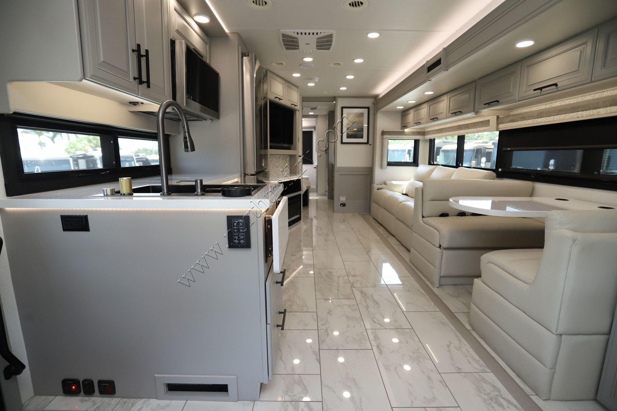 New 2027 Jayco Seneca Prestige 37K Super C  For Sale