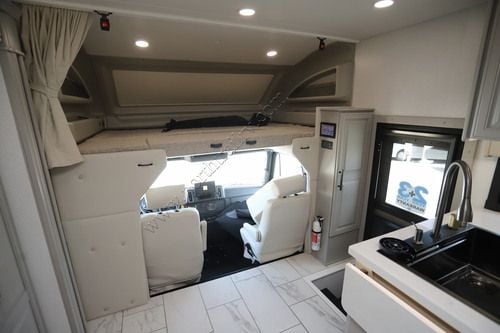 2027 Jayco Seneca Prestige 37K Super C