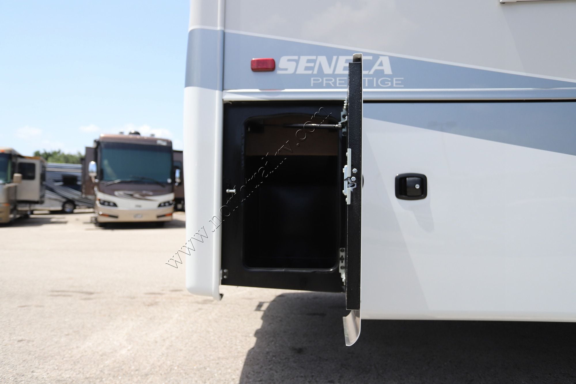 New 2027 Jayco Seneca Prestige 37K Super C  For Sale