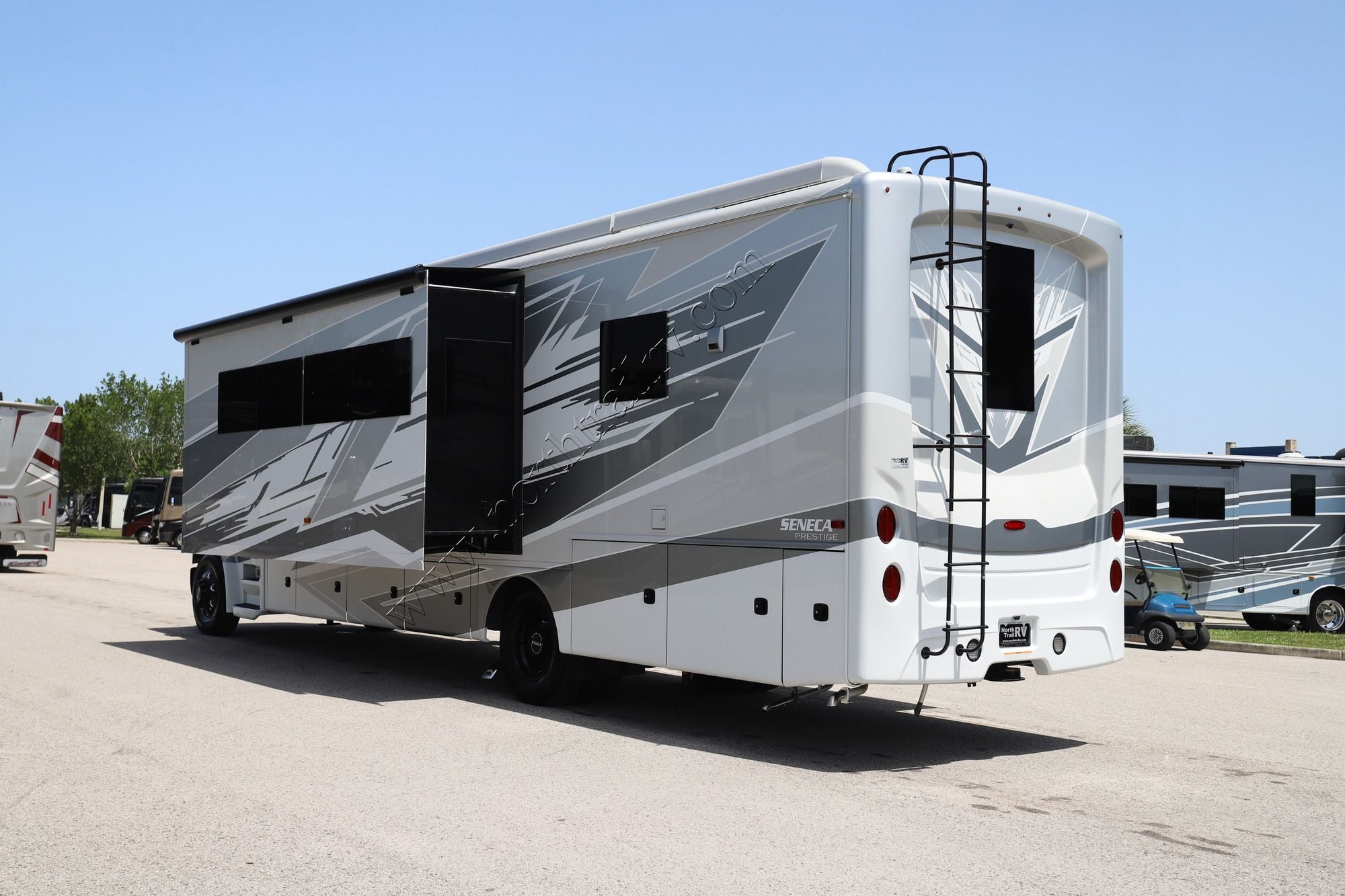 New 2027 Jayco Seneca Prestige 37K Super C  For Sale