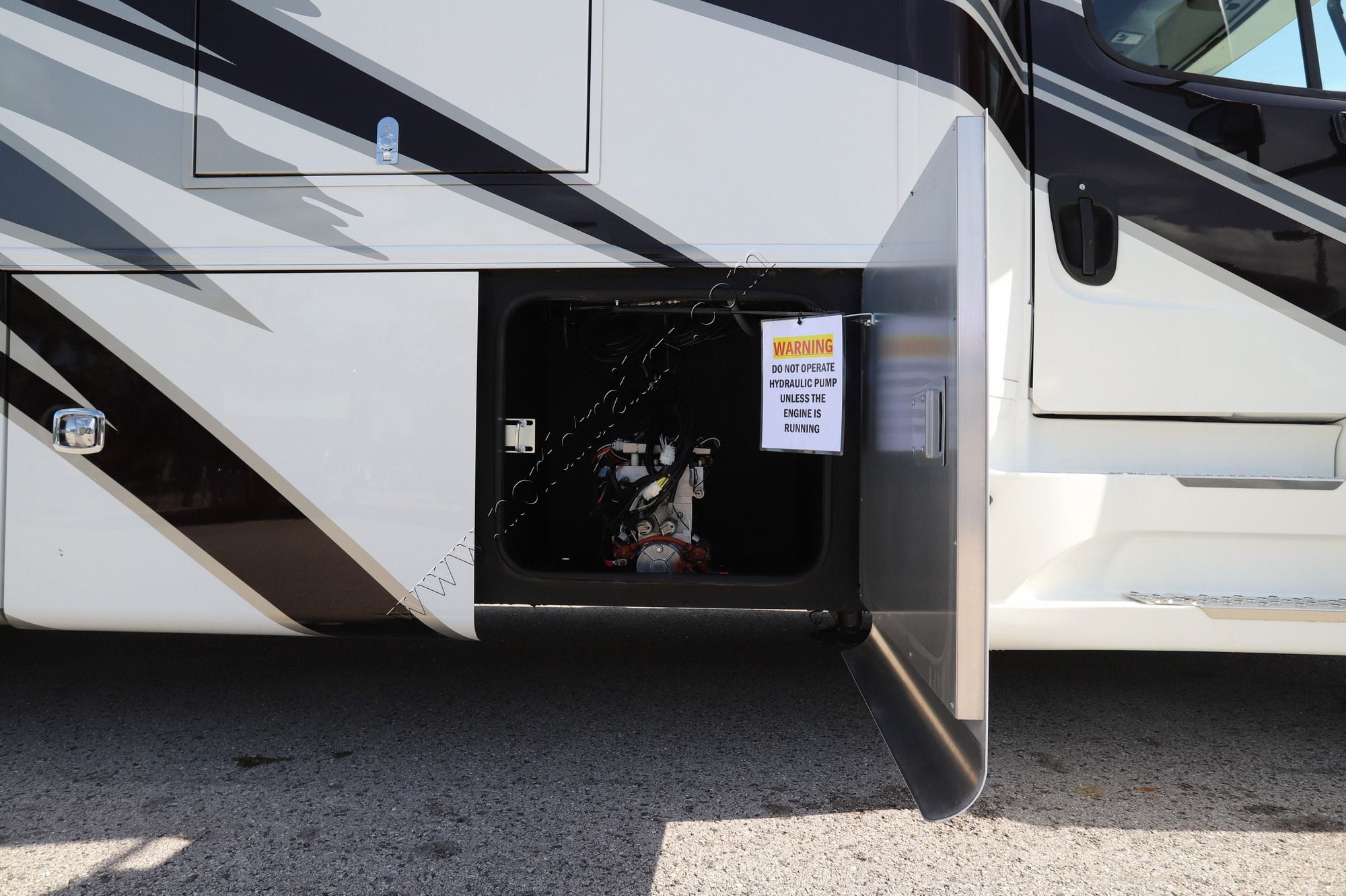 New 2027 Tiffin Motor Homes Allegro Bay 34DB Super C  For Sale