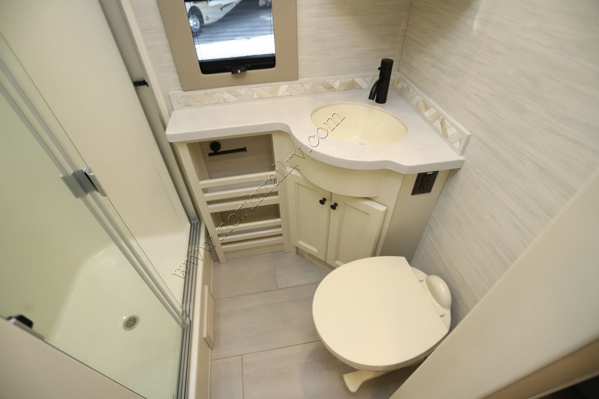 New 2027 Tiffin Motor Homes Allegro Bay 34DB Super C  For Sale