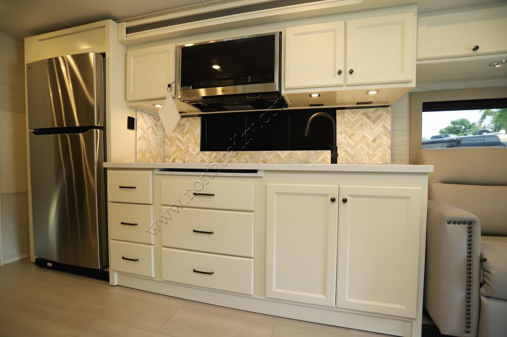 New 2027 Tiffin Motor Homes Allegro Bay 34DB Super C  For Sale