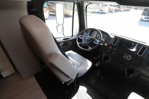 2027 Tiffin Motor Homes Allegro Bay 34DB
