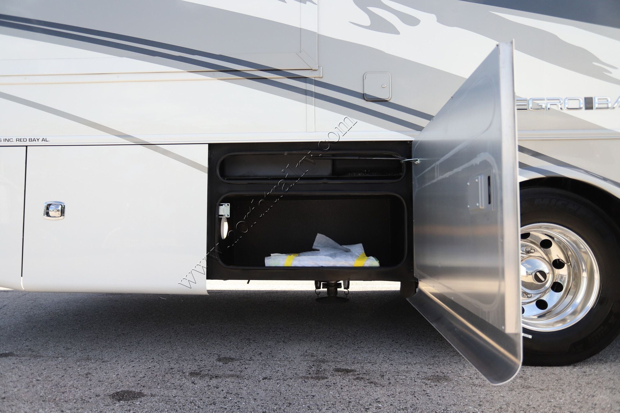 New 2027 Tiffin Motor Homes Allegro Bay 34DB Super C  For Sale