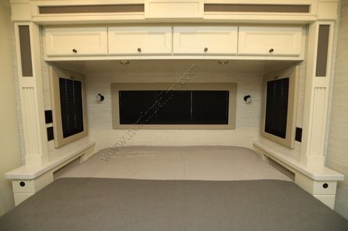 2027 Tiffin Motor Homes Allegro Bay 34DB