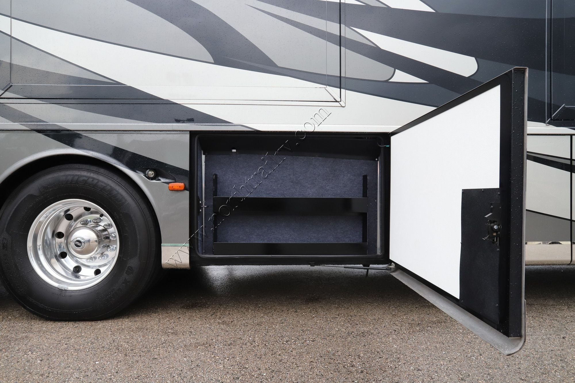 Used 2017 Newmar Mountain Aire 4519 Class A  For Sale