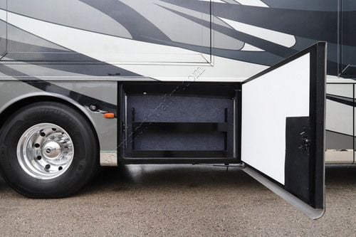 2017 Newmar Mountain Aire 4519