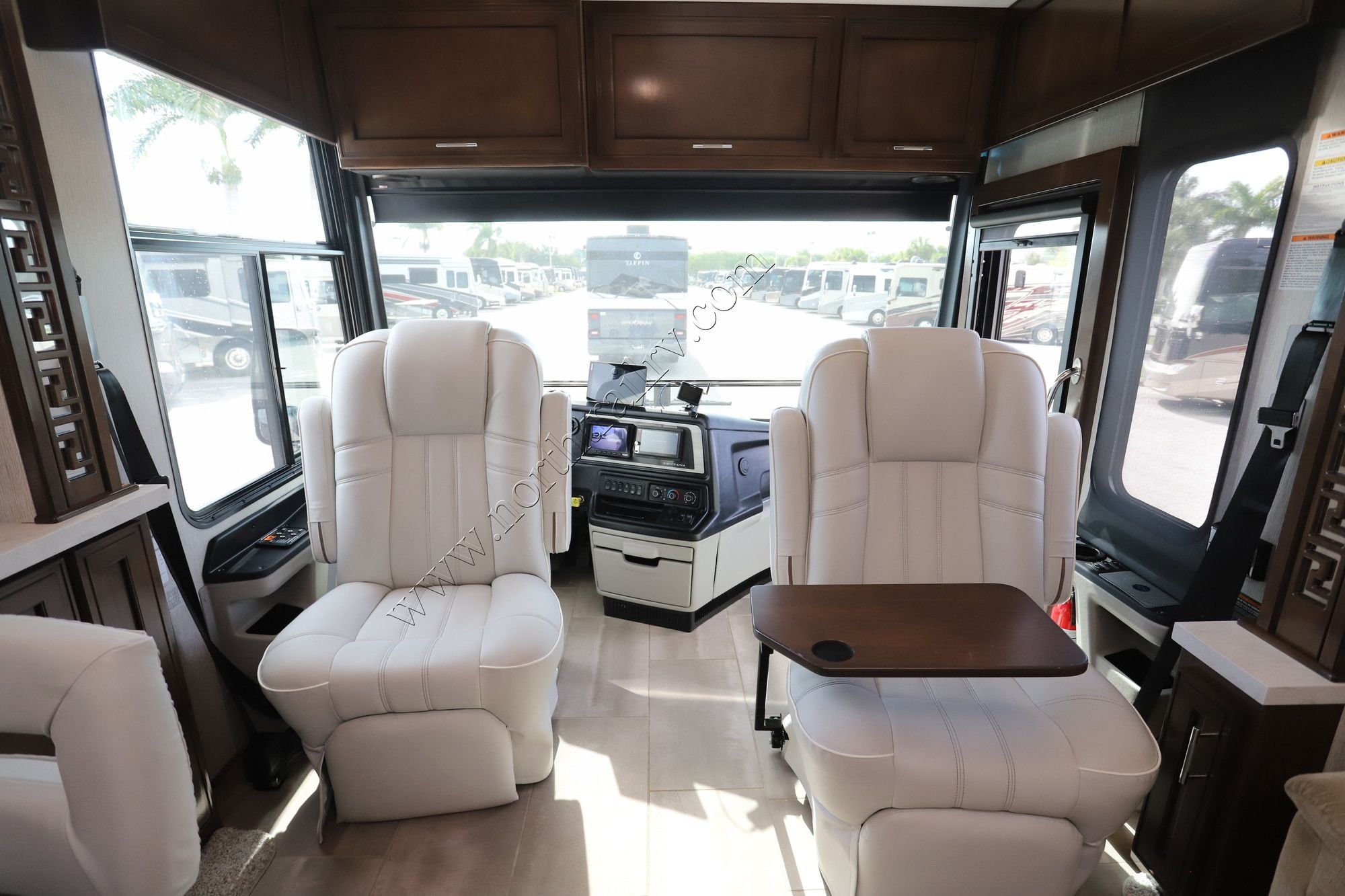 Used 2023 Newmar Ventana 3407 Class A  For Sale
