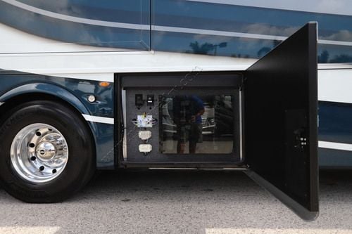 2027 Newmar London Aire 4595