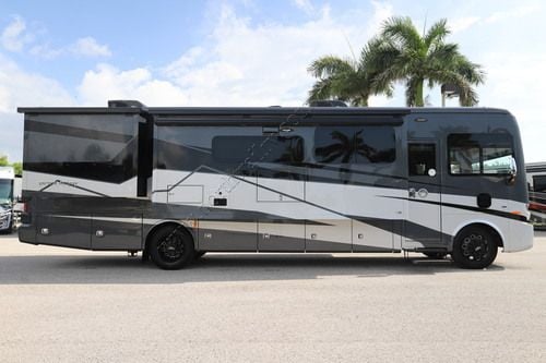 2027 Tiffin Motor Homes Allegro 34PA Class A
