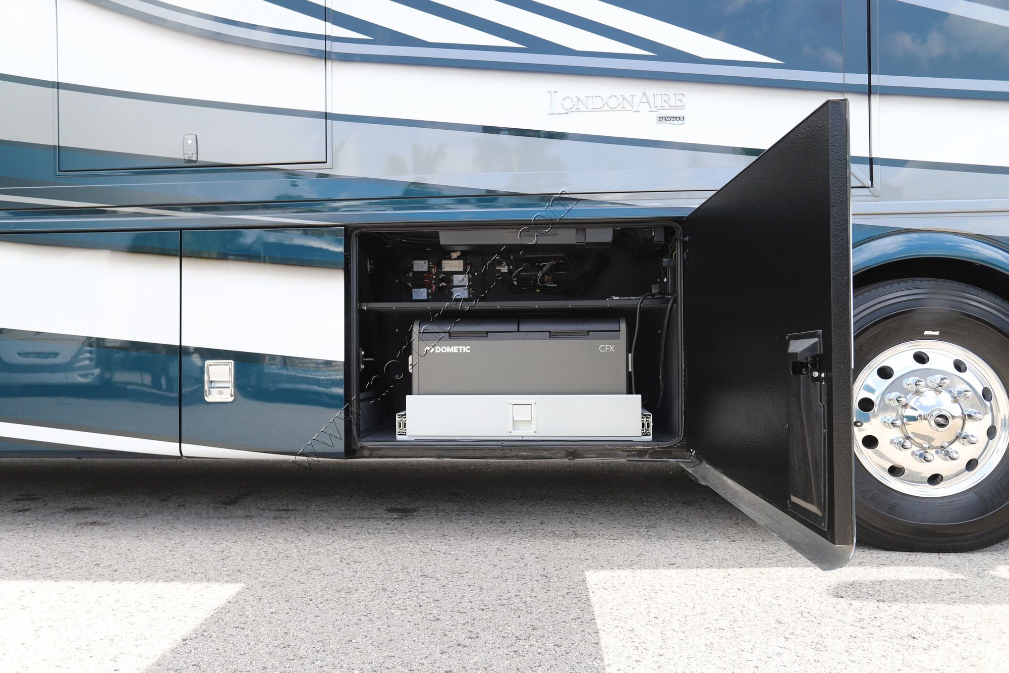 New 2027 Newmar London Aire 4595 Class A  For Sale