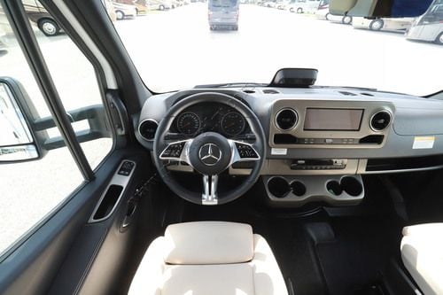 2026 Winnebago Navion 24D