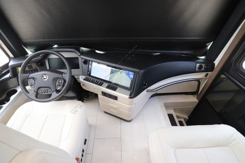 2027 Newmar London Aire 4595