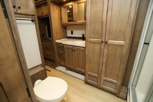 2027 Tiffin Motor Homes Allegro 34PA Class A