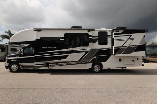 2027 Jayco Greyhawk 29MV