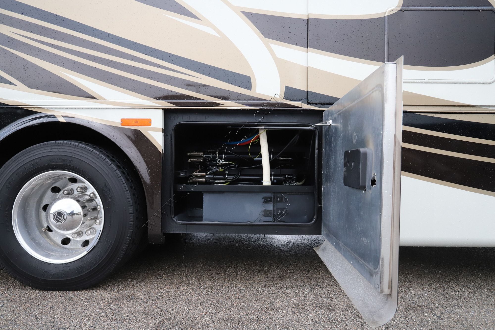 Used 2018 Tiffin Motor Homes Breeze 32BR Class A  For Sale