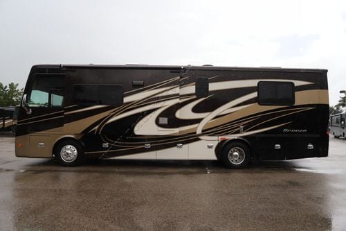 2018 Tiffin Motor Homes Breeze 32BR