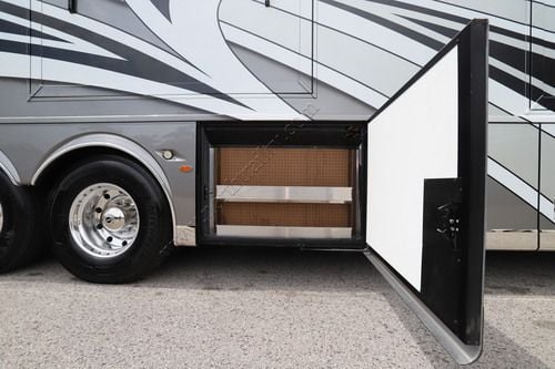 2022 Newmar Essex 4551