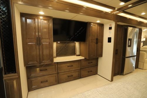 2027 Newmar London Aire 4595