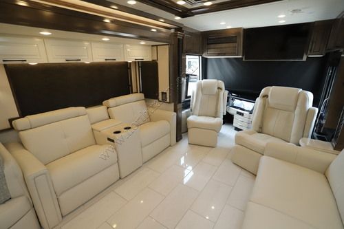 2027 Newmar London Aire 4595
