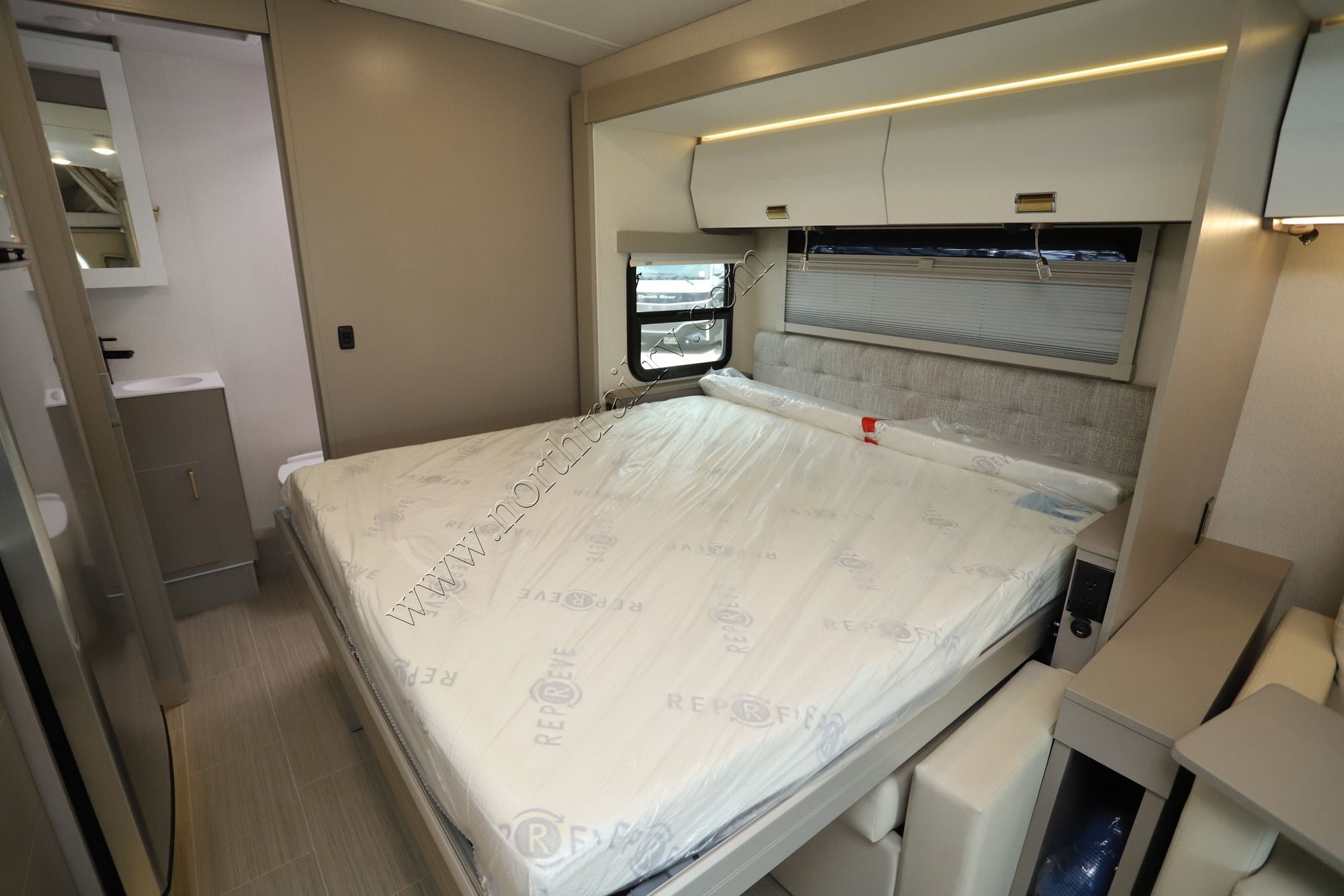 Used 2026 Winnebago Navion 24D Class C  For Sale