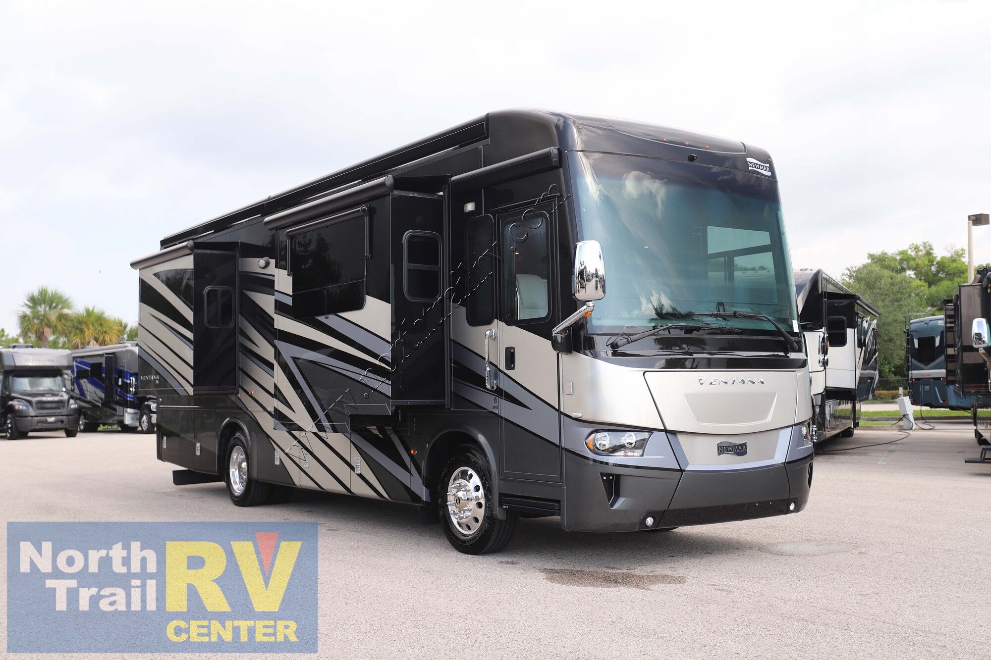Used 2023 Newmar Ventana 3407 Class A  For Sale