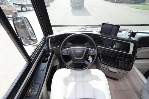 2023 Newmar Ventana 3407