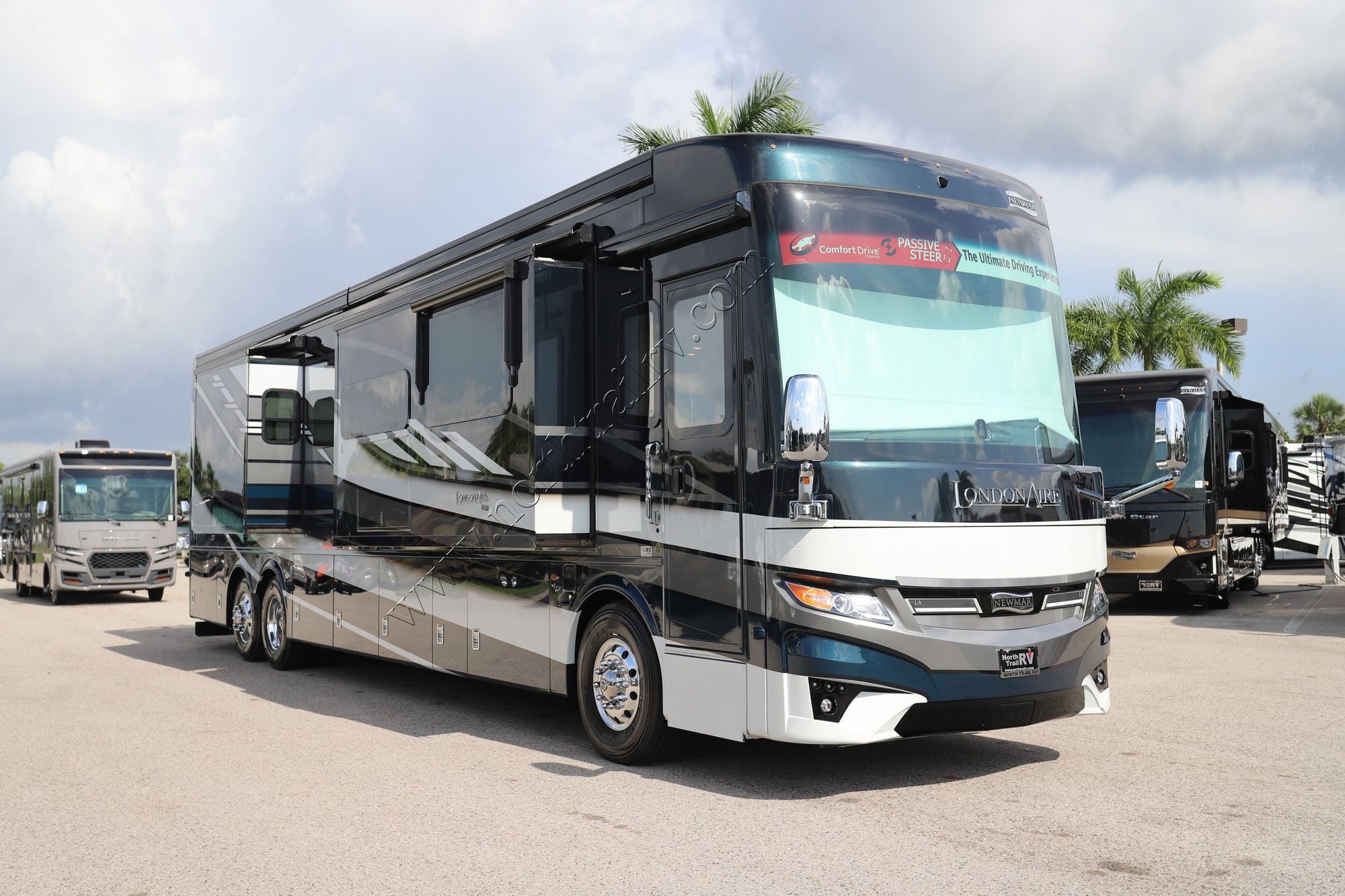 New 2027 Newmar London Aire 4595 Class A  For Sale