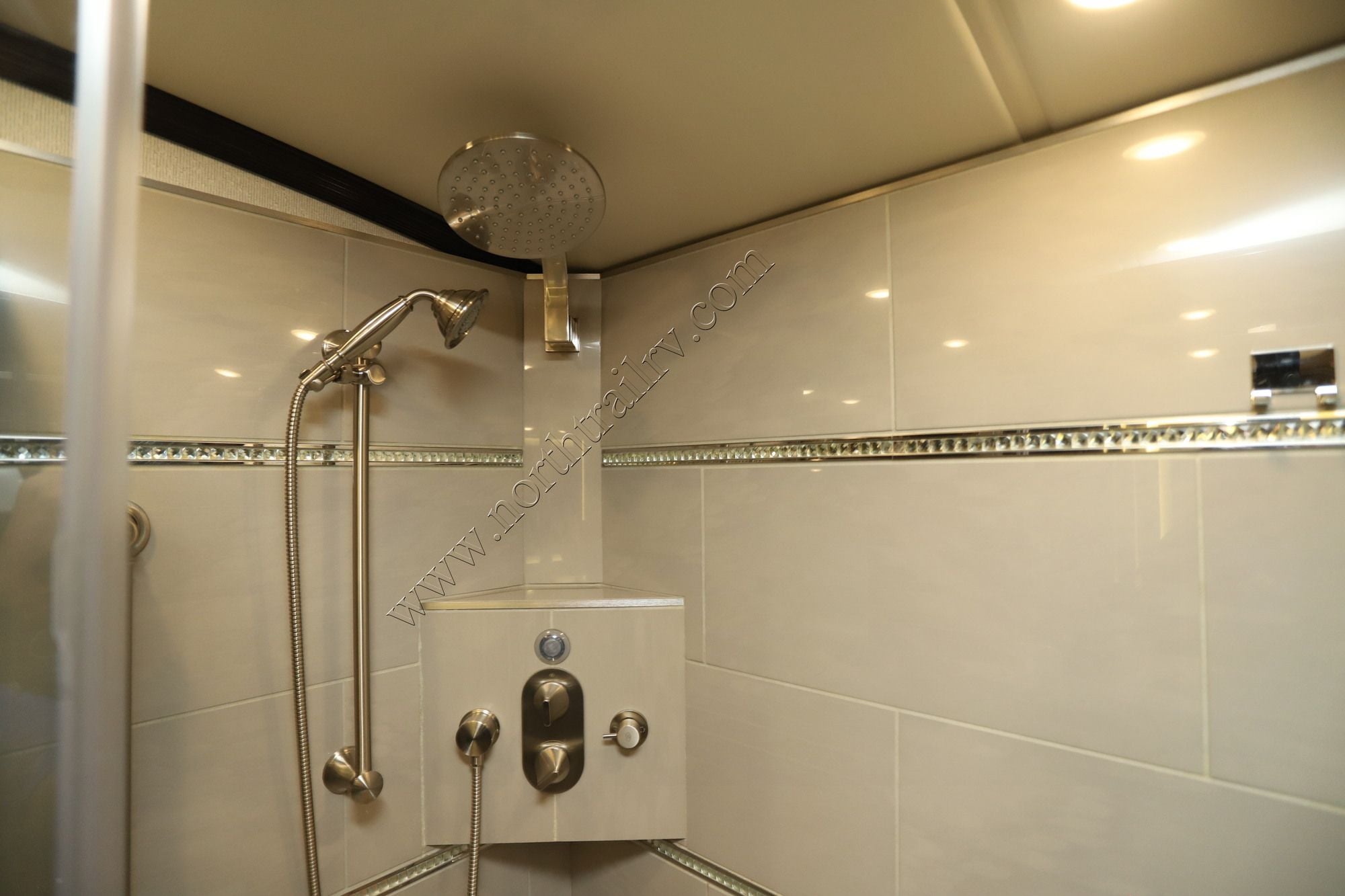 Used 2022 Newmar Essex 4551 Class A  For Sale