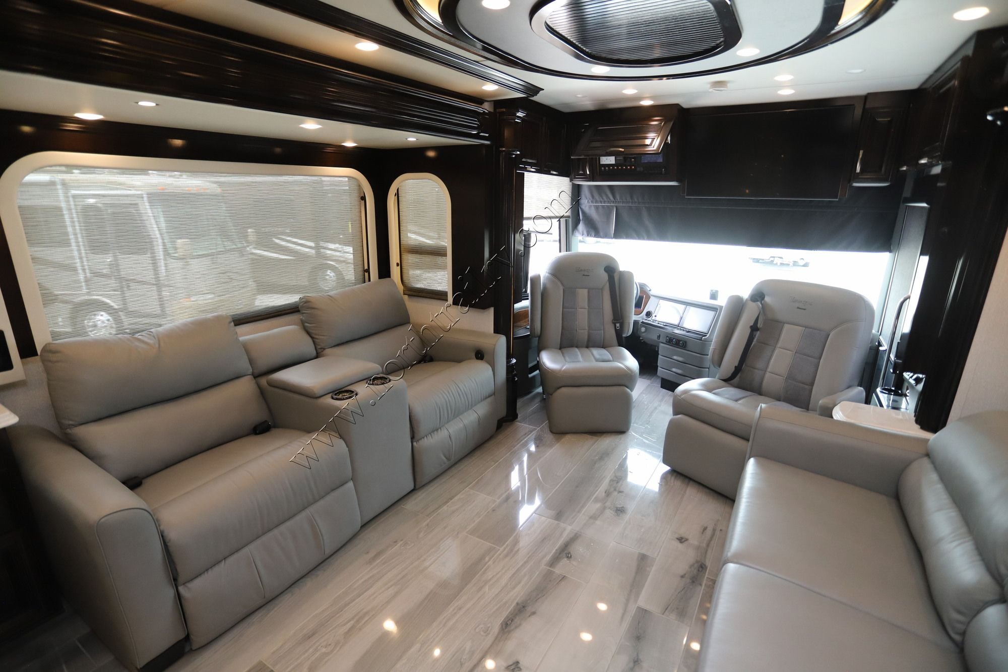 Used 2022 Newmar Essex 4551 Class A  For Sale