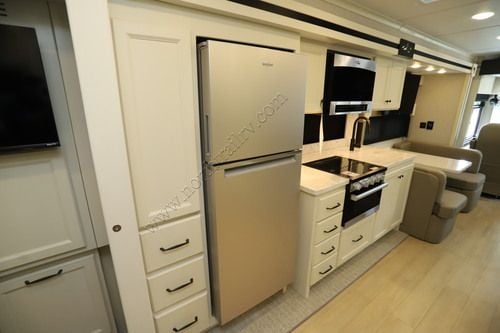 2027 Tiffin Motor Homes Allegro 29NA Class A