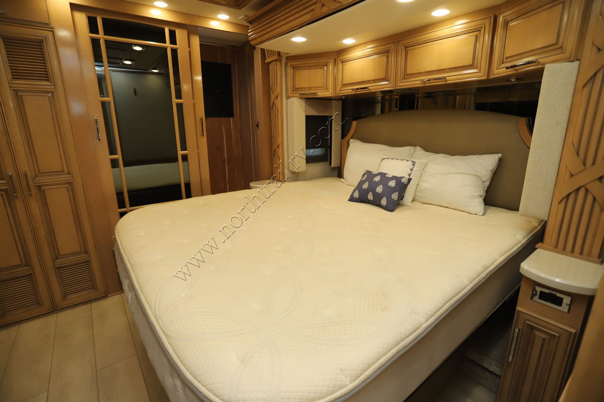 Used 2021 Newmar Supreme Aire 4575 Super C  For Sale