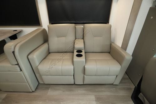 2027 Jayco Greyhawk 29MV