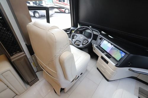 2027 Newmar London Aire 4595