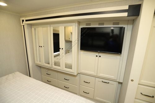 2027 Tiffin Motor Homes Allegro 29NA Class A