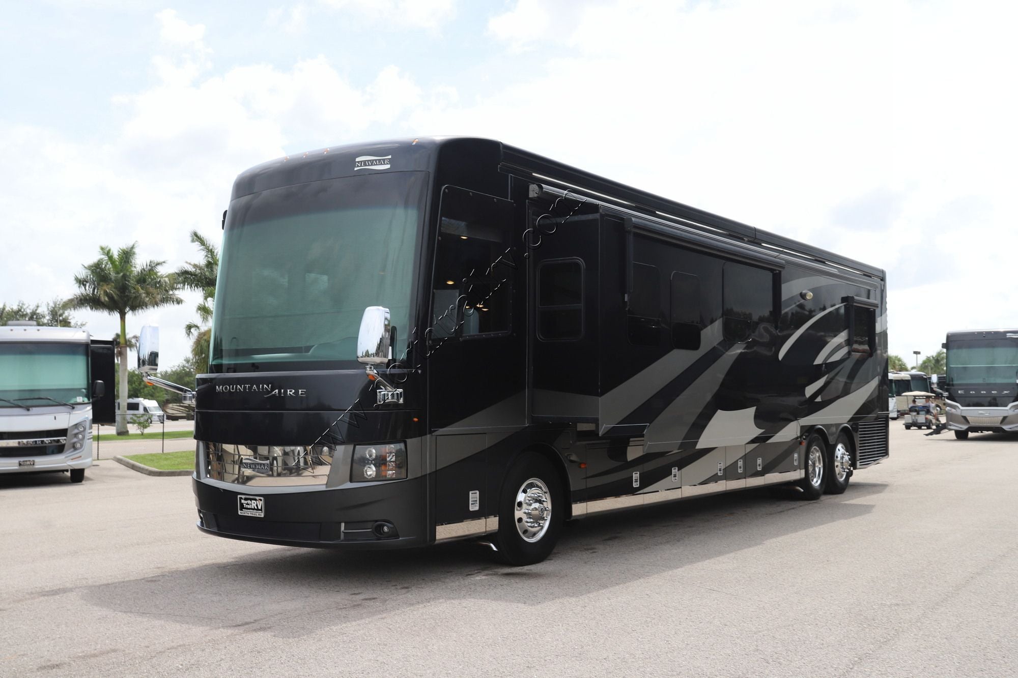 Used 2017 Newmar Mountain Aire 4519 Class A  For Sale