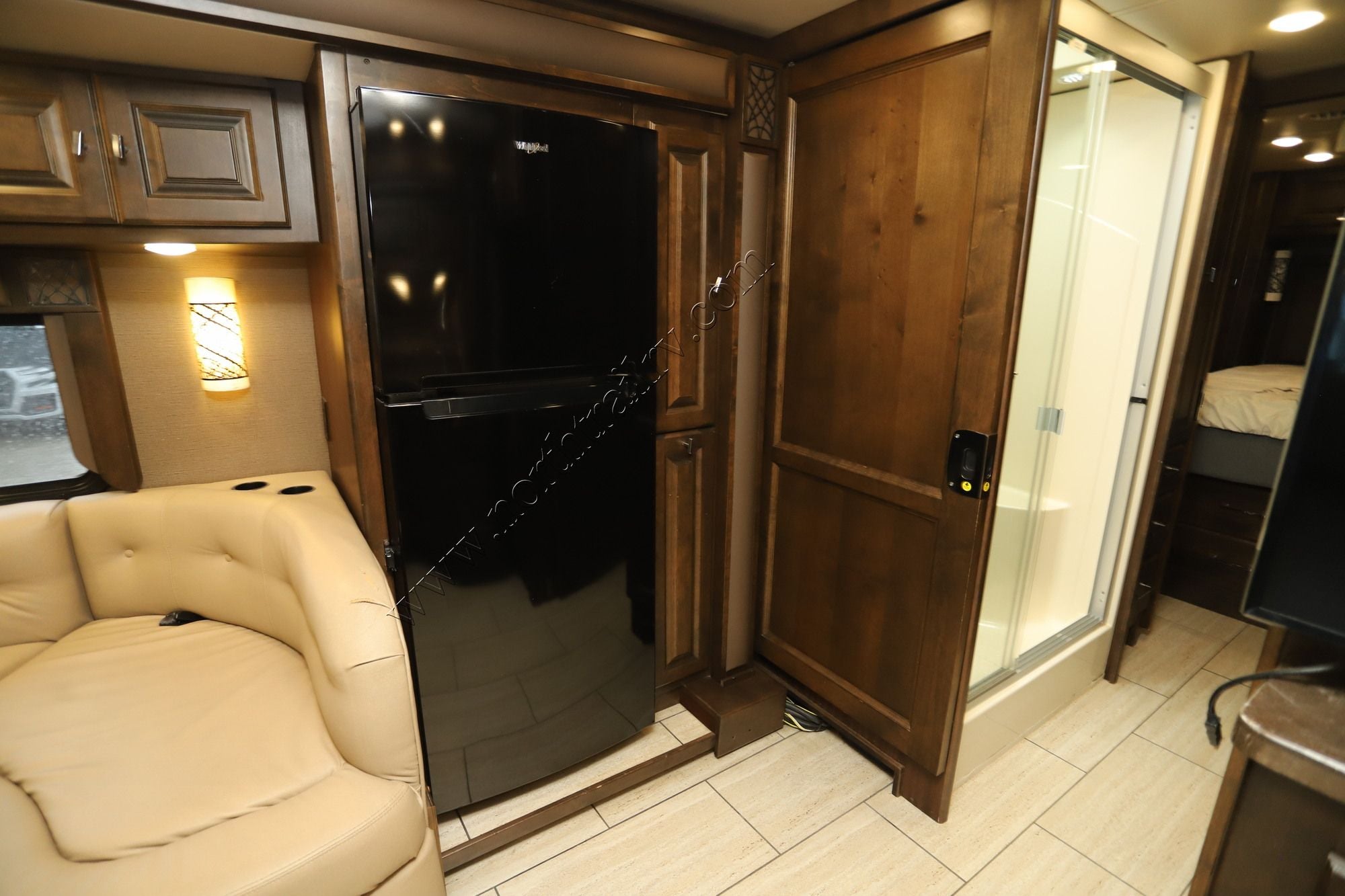 Used 2018 Tiffin Motor Homes Breeze 32BR Class A  For Sale